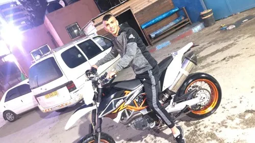 Sexy hamza 