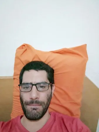 אורן 330