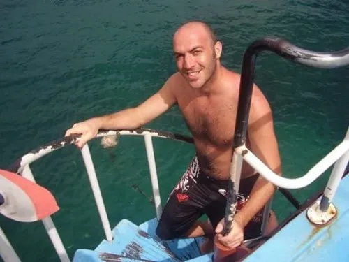 נחש קוברה לבן