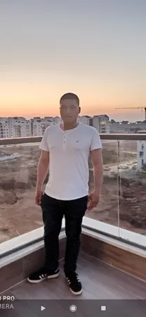 אחלה גבר22