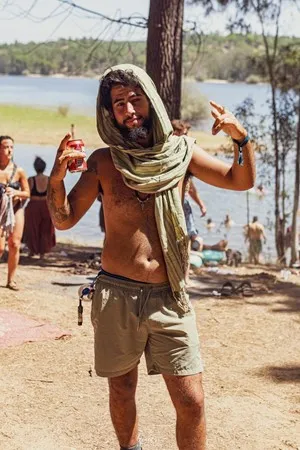החתיך הנועז 