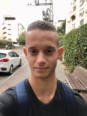 בנצי 11