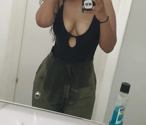 בת 24 ;)