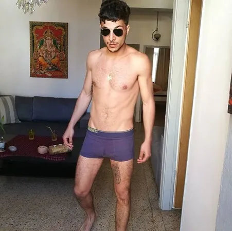 Roneni76