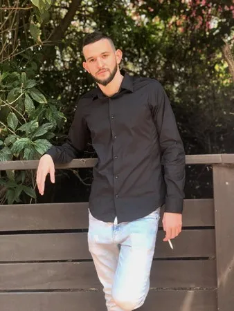 יובל83