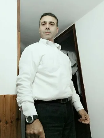 אדם רון