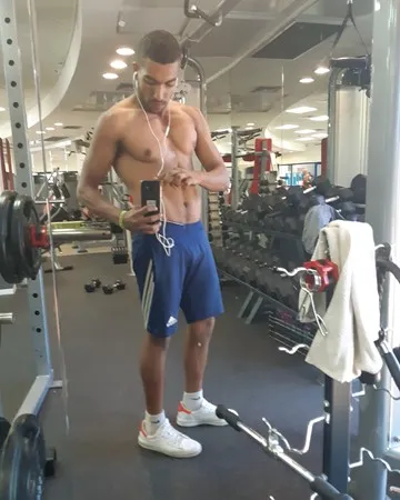 ר.ז