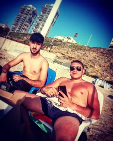 יפים