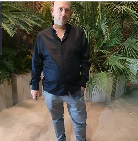 אריה 16