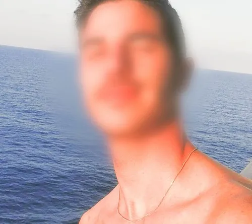 אס מארח