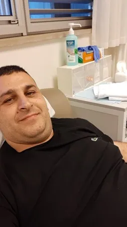 לירון לירוני 