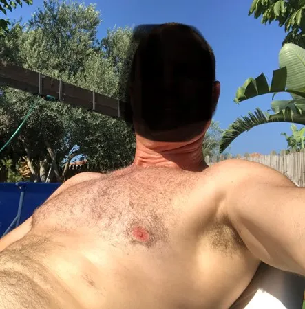 חיבוקים