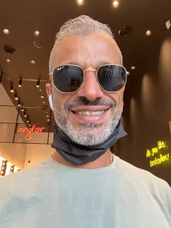 שרון מאקיס