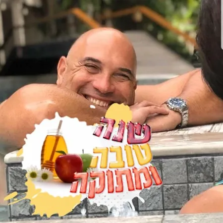 ליאו צומיק