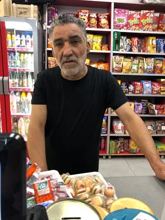 שמעון פרץץ