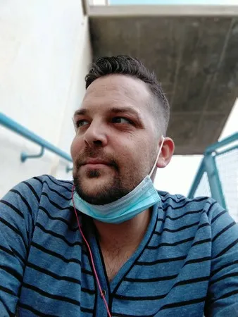 Nicolas os