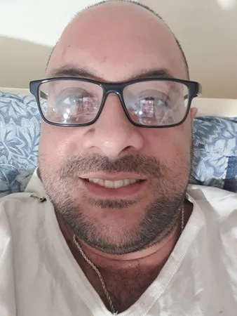 יורי 111