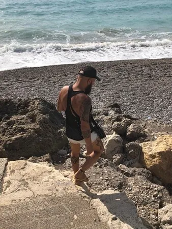 Nudist