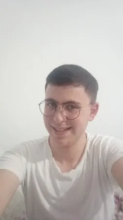 Ali Zach