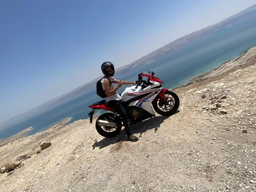 טומייי