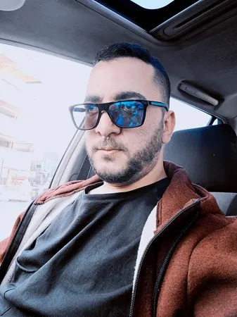 Tareq90