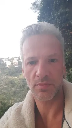 אינדיאני 11