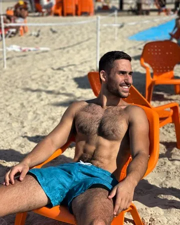 יוני חדש במרכז 