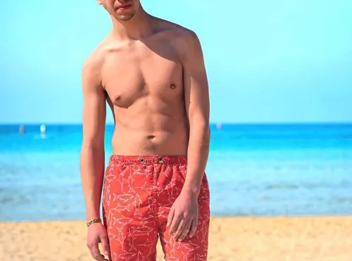 מנושש