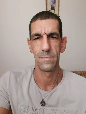 מזיין 12