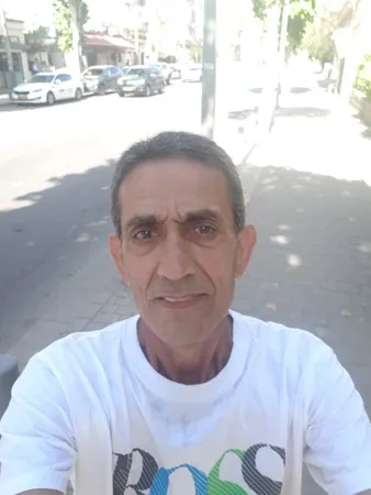 אלי ללו