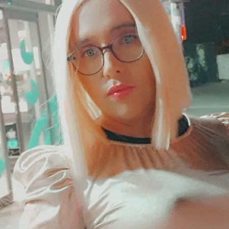 לוסי קרוקסית 