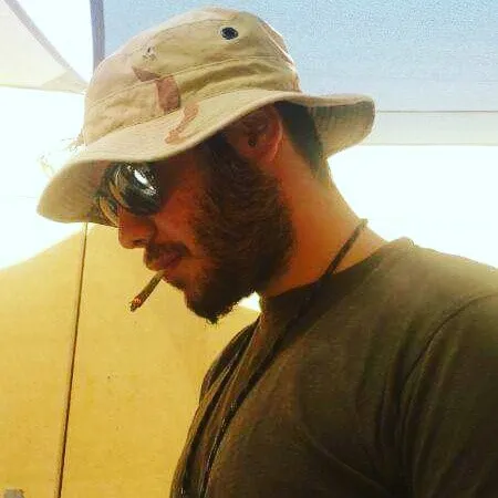 כנסי לפרופיל