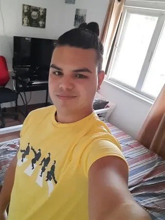 רוחס