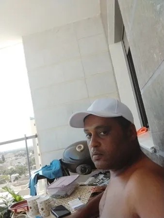 מפרק בחורות