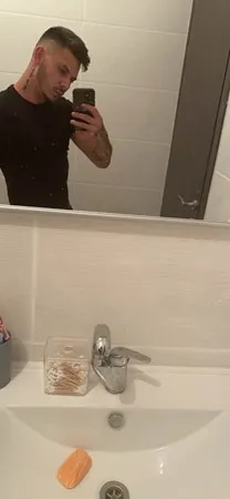 היפה שלך בלבד