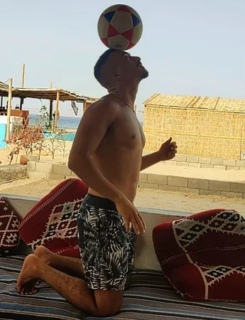 עומרי.