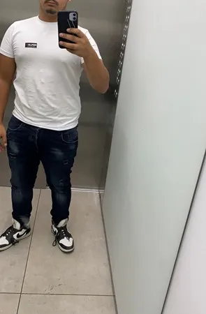 רוצה לזרום