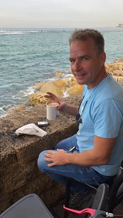 אסףט