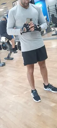 נשוי עם ראש כחו
