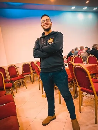 מומי נאצר