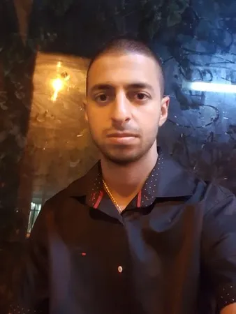 קווקזי-חתיך