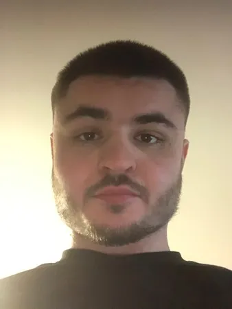 LeoScarr