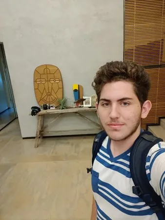 ג'יימס2003
