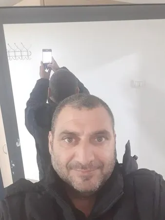 Shai1541977