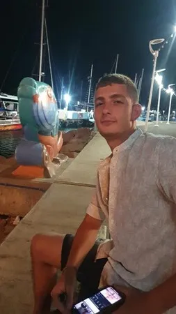 שגיא אנונימי