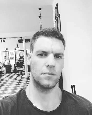 Dr.Leo