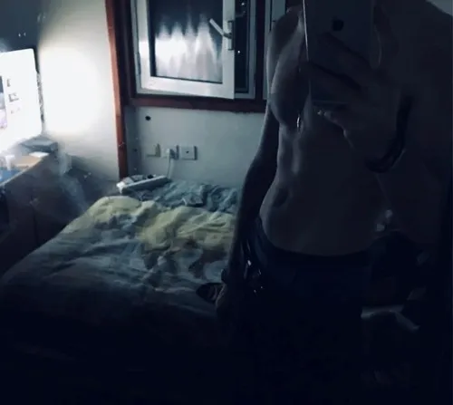 Hotmale23
