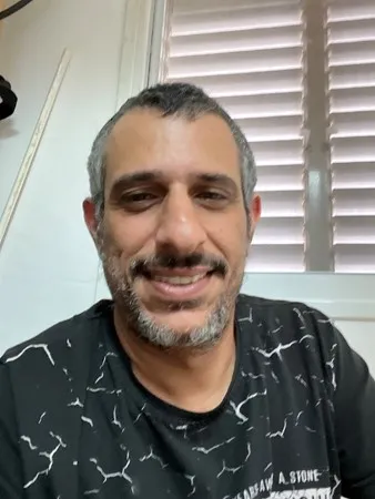 ריגושים 100