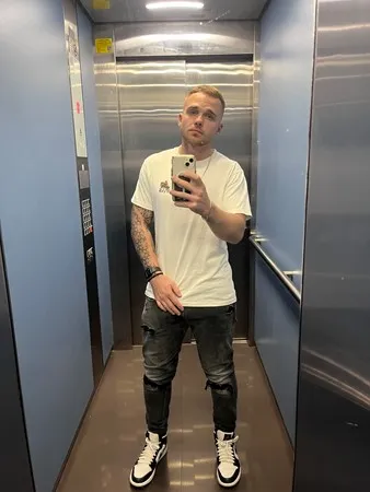 Yung_body