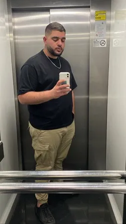 שוהם שוהם